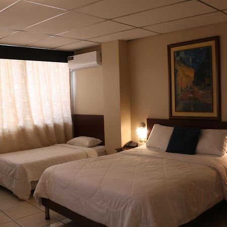Tropical Inn Hotel Guayaquil Zewnętrze zdjęcie