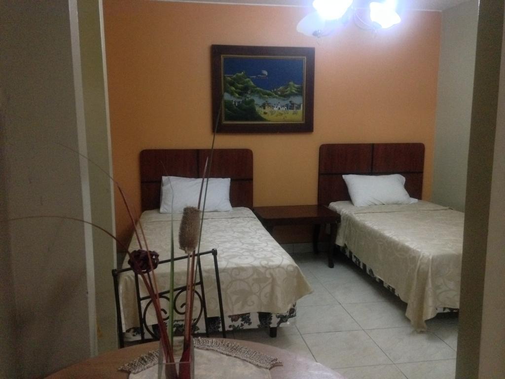 Tropical Inn Hotel Guayaquil Zewnętrze zdjęcie