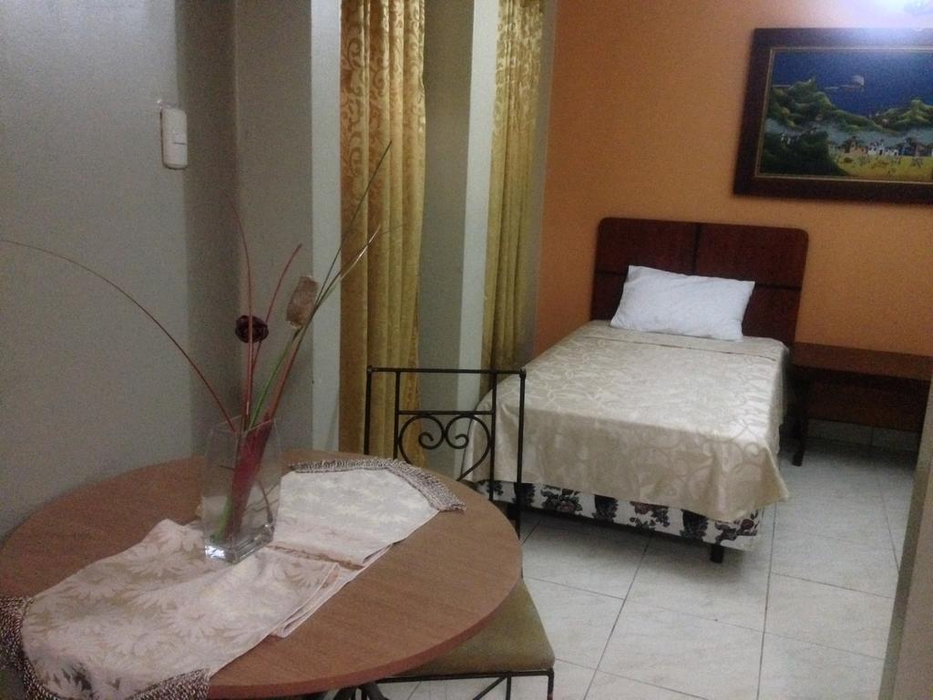 Tropical Inn Hotel Guayaquil Zewnętrze zdjęcie