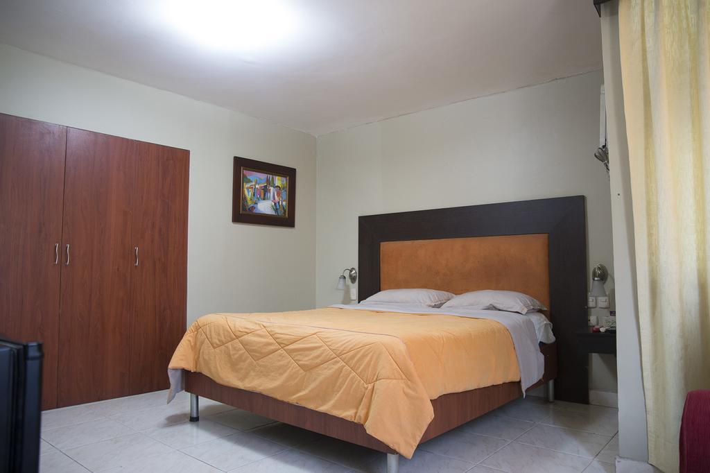 Tropical Inn Hotel Guayaquil Zewnętrze zdjęcie
