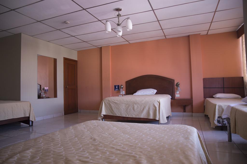 Tropical Inn Hotel Guayaquil Zewnętrze zdjęcie